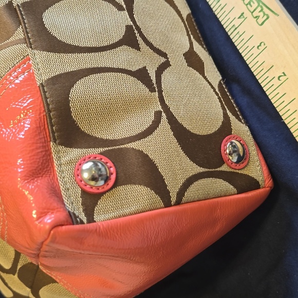 Coach Coral Tote 14L X 10 H X 8W measurements. - Picture 3 of 15